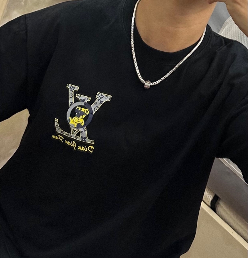 LV Necklaces